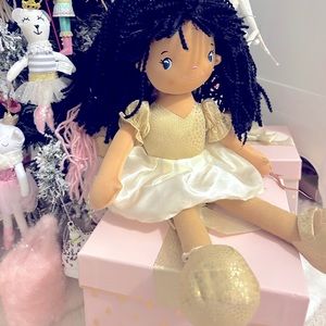 18" linzy addy Doll gold